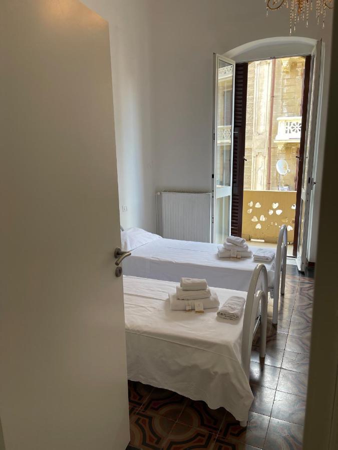 Cavour 414 Hotel La Spezia Luaran gambar