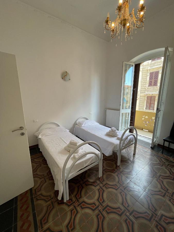 Cavour 414 Hotel La Spezia Luaran gambar