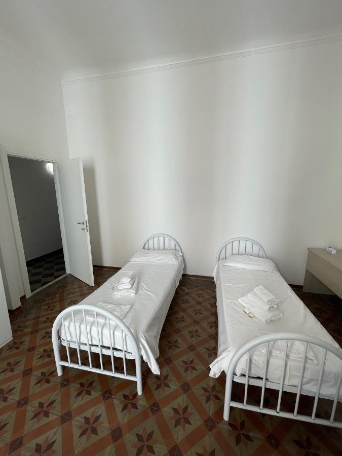 Cavour 414 Hotel La Spezia Luaran gambar